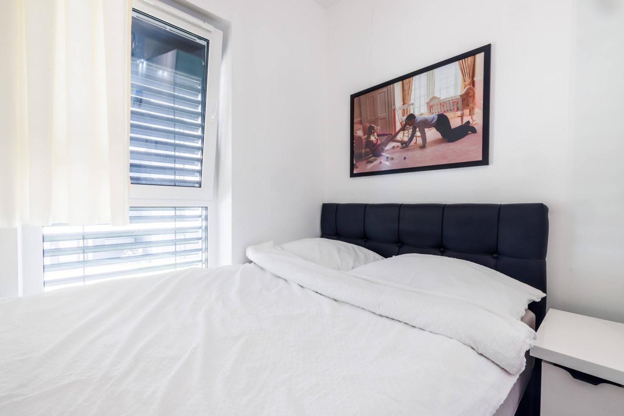 Luxury Apartment With Spa Bath- City Centre, Free Parking Rzeszów Extérieur photo