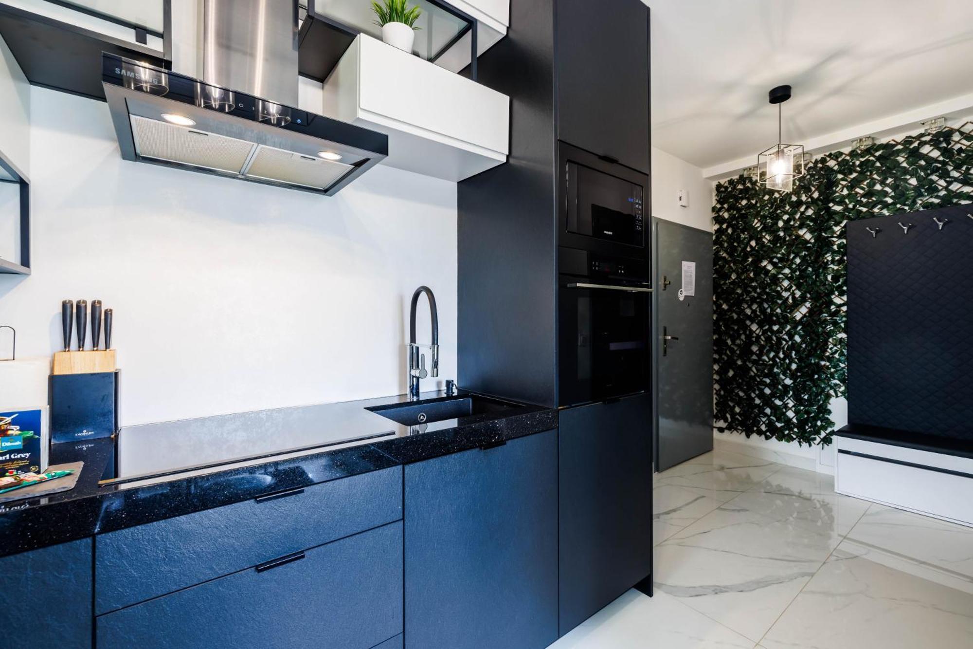 Luxury Apartment With Spa Bath- City Centre, Free Parking Rzeszów Extérieur photo